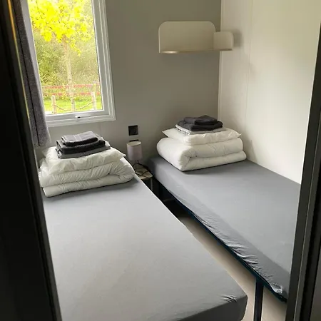 Letzcamp Mullerthal-lodge 6 Pers * 보포르